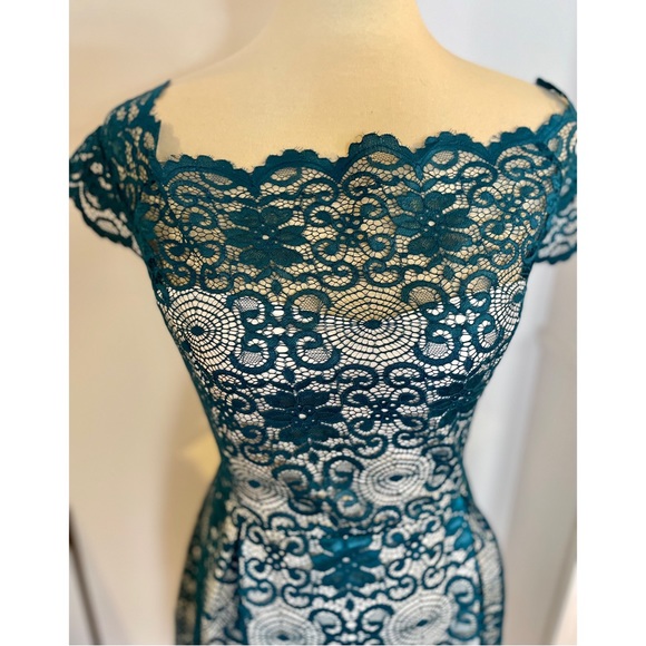 NWT XL Teal / Turquoise Lace Overlay Midi Dress - Picture 2 of 10